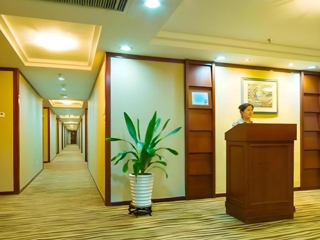 Friendship Hotel Thẩm Quyến Ngoại thất bức ảnh